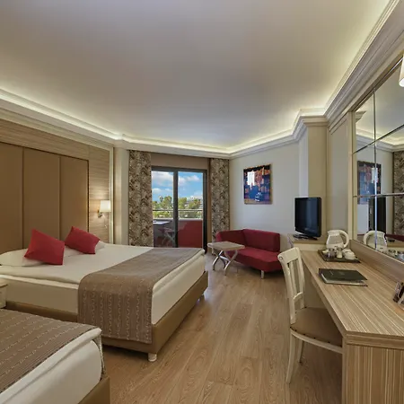 Delphin Deluxe Resort