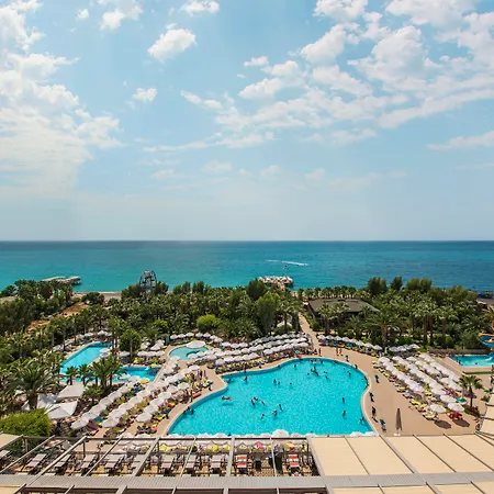 Delphin Deluxe Resort