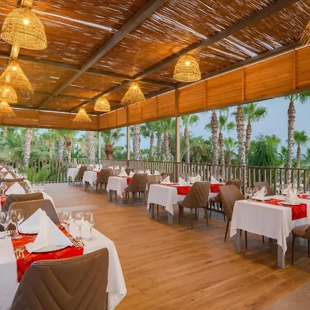 Delphin Deluxe Resort