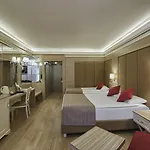 Delphin Deluxe Resort