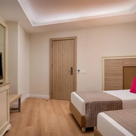 Ośrodek wypoczynkowy Delphin Deluxe 5*