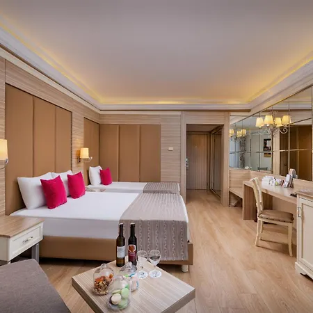 Ośrodek wypoczynkowy Delphin Deluxe 5*