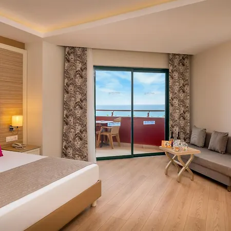 Delphin Deluxe Ośrodek wypoczynkowy Okurcalar