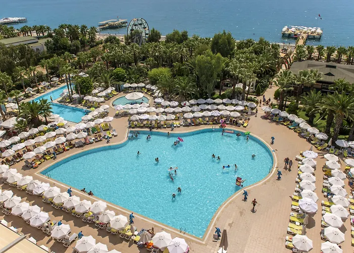 Delphin Deluxe 5* Okurcalar