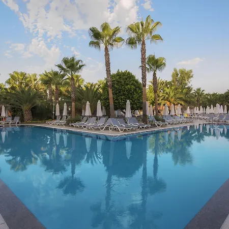 Resort Delphin Deluxe